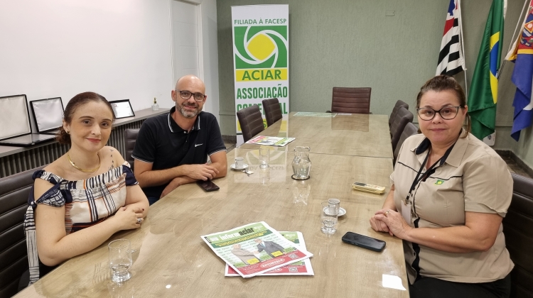 Notícia: ACIAR inicia parceria com a Synthesis para consultoria organizacional